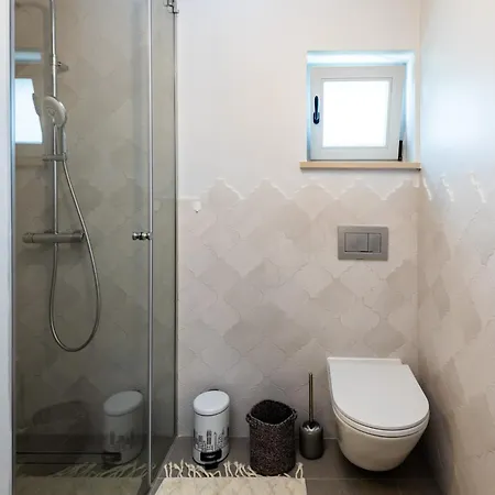 Stone House شقة *