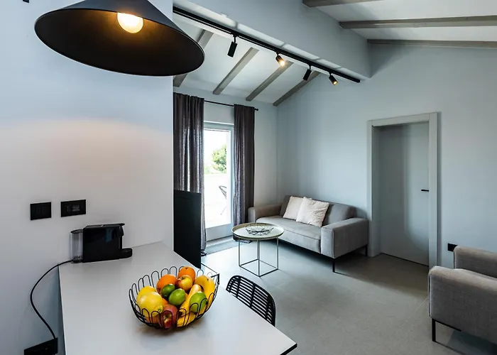 Stone House * Tribalj