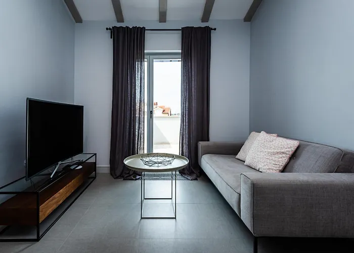 Stone House * Tribalj