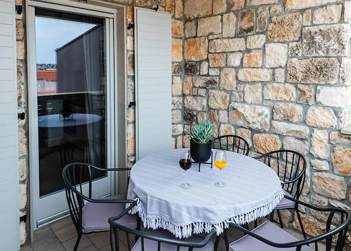 Stone House Appartement Tribalj